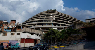 Restricciones en calabozos del Helicoide ponen en grave riesgo la salud de presos políticos 