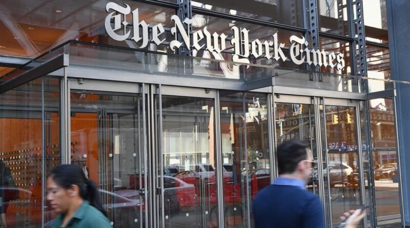 ¿Por qué Trump presentó una demanda de 15 mil millones de dólares contra el New York Times?