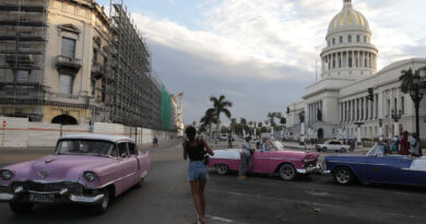 La epidemia viral en Cuba golpea aún más a un turismo en crisis