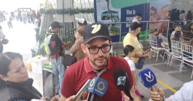 Alcalde Nelson Álvarez presentó al equipo de ciclismo que representará a Mérida