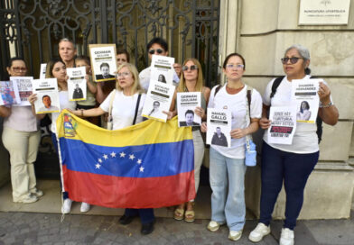 Familiares de argentinos detenidos en Venezuela solicitan intermediación del Vaticano
