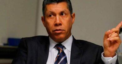 Diputado Henry Falcón: Espero de Delcy Rodríguez amplitud, diálogo y sabiduría para no comprometer la soberanía y la independencia Diputado Henry Falcón: Espero de Delcy Rodríguez amplitud, diálogo y sabiduría para no comprometer la soberanía y la independencia