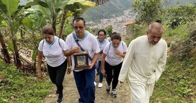 En Zea el Santo Niño de la Cuchilla regresó a su Santuario con una emotiva eucaristía En Zea el Santo Niño de la Cuchilla regresó a su Santuario con una emotiva eucaristía