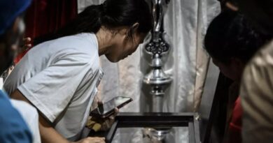 Dolor, miedo y silencio: la despedida de un preso político muerto bajo custodia Dolor, miedo y silencio: la despedida de un preso político muerto bajo custodia