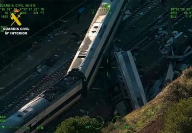 Aumentan a 40 los fallecidos tras accidente de tren en España