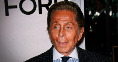 Valentino Garavani, diseñador de moda italiano, muere a los 93 años