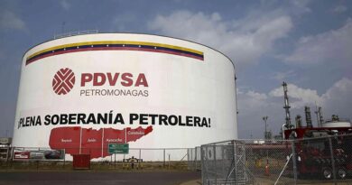 Trump anuncia que India dejará de comprar petróleo de Rusia y adquirirá el de Venezuela Trump anuncia que India dejará de comprar petróleo de Rusia y adquirirá el de Venezuela