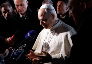 León XIV urge a los líderes mundiales a buscar soluciones para la paz