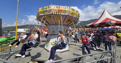 Alcalde Nelson Álvarez brindó jornada de alegría a niños de escuelas municipales y casas de abrigo
