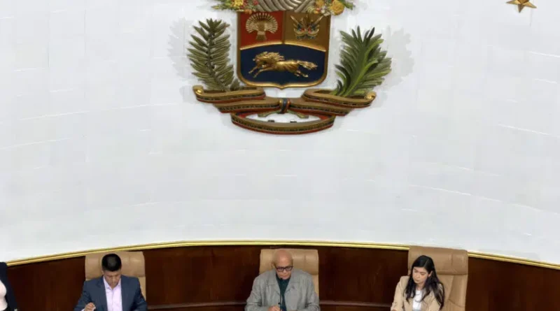 Publicaron listas de nuevos postulados a los cargos de fiscal y defensor del Pueblo tras prórroga del proceso