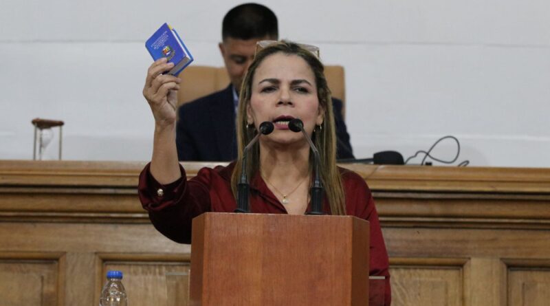 Iris Varela reúne todo para una orden de arresto en su contra