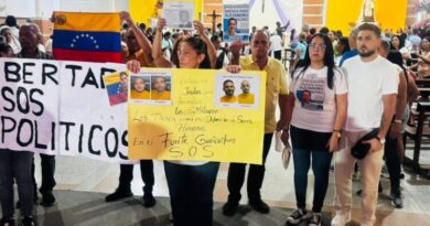 María Bolívar: Delcy y Jorge Rodríguez saben que los policías metropolitanos son inocentes